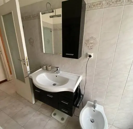 Trilocale Duomo + Terrazzo Panoramico Cond. * فيرّارا